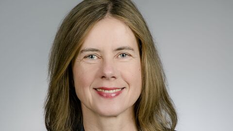 Portraitfoto Dr. Martina Helmerich