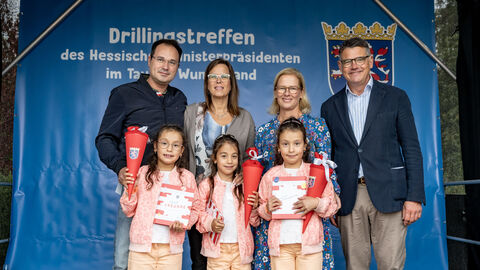 Ministerpräsident Rhein beim Drillingstreffen 2025